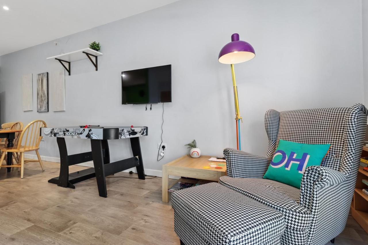 Villa Modern House With Parking Buisness And Leisure à Hove Extérieur photo