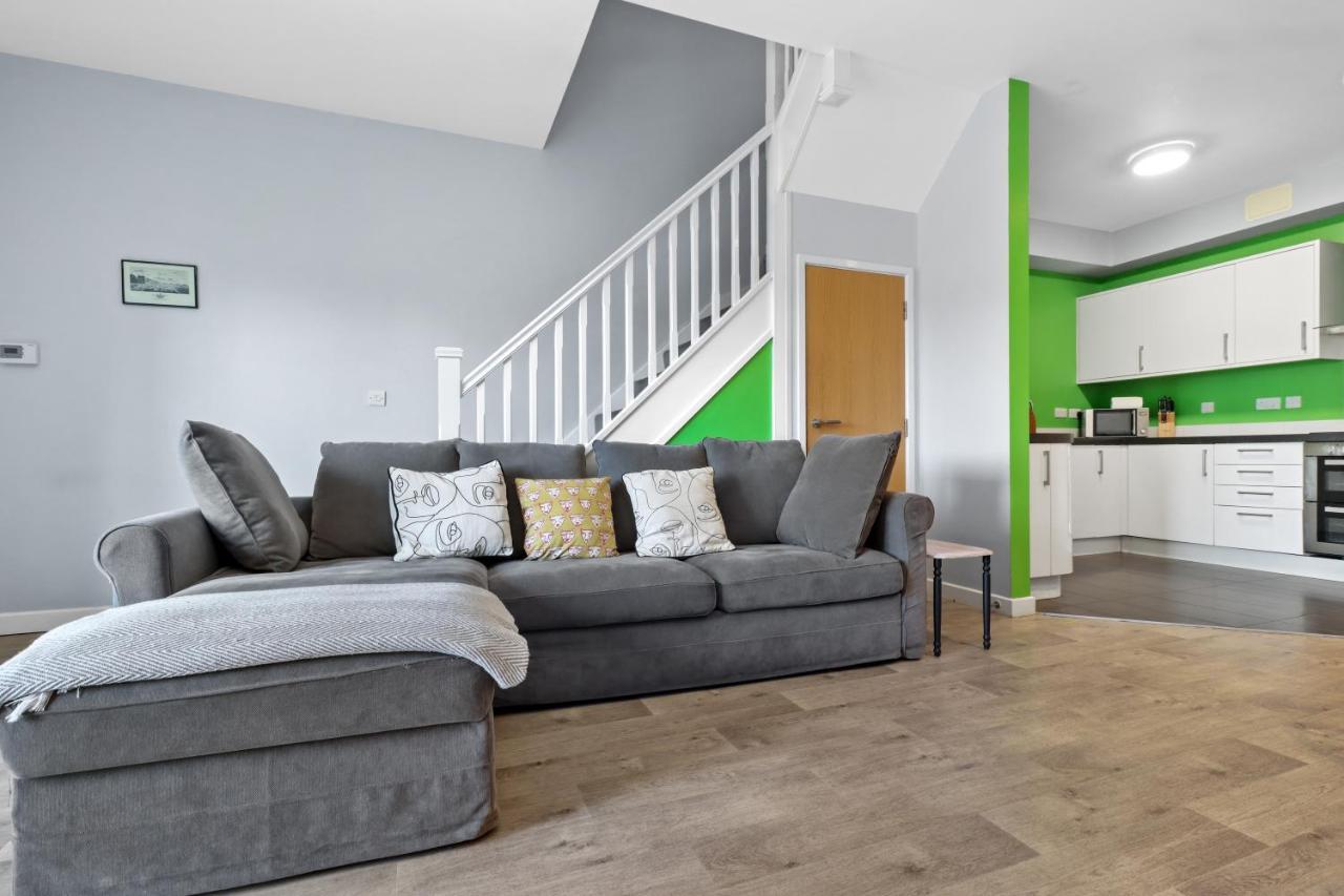 Villa Modern House With Parking Buisness And Leisure à Hove Extérieur photo